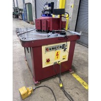 AMADA HYDRAULIC CORNER NOTCHER MODEL CSHW-220 .236" x 8.66" x 8.66" CAPACITY